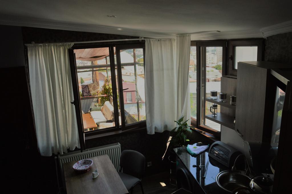 Appartement Terasa Mtacminda à Tbilissi Extérieur photo